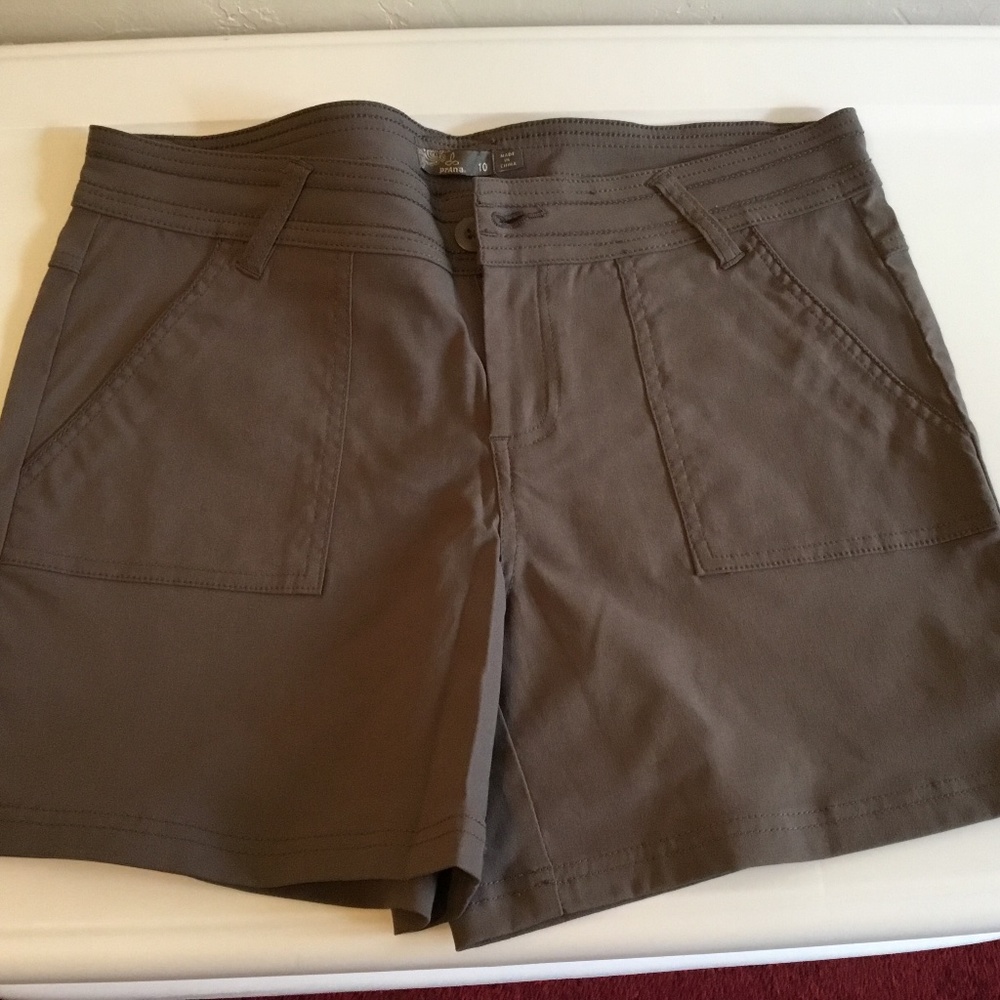Prana Olivia Shorts Dark Stone Sz 10